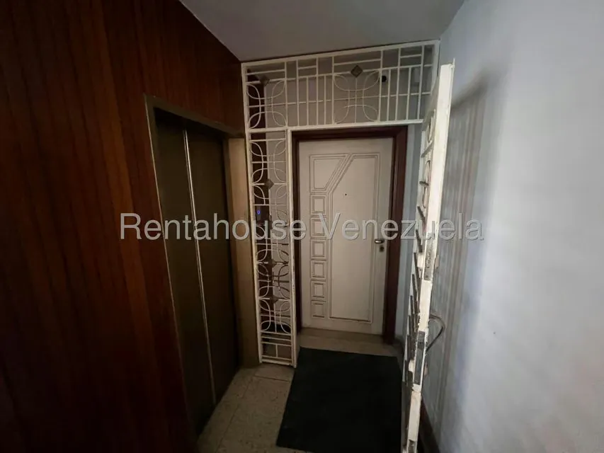 Apartamento (1 Nivel) en Venta en Bello Monte, Distrito Metropolitano - 4