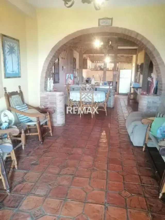 En Venta Amplia casa Posada con un ambiente y clima agradable, decoración Campestre y Artesanal, ubicado en la vía principal carretera Sanare - Tocuyo. - 5