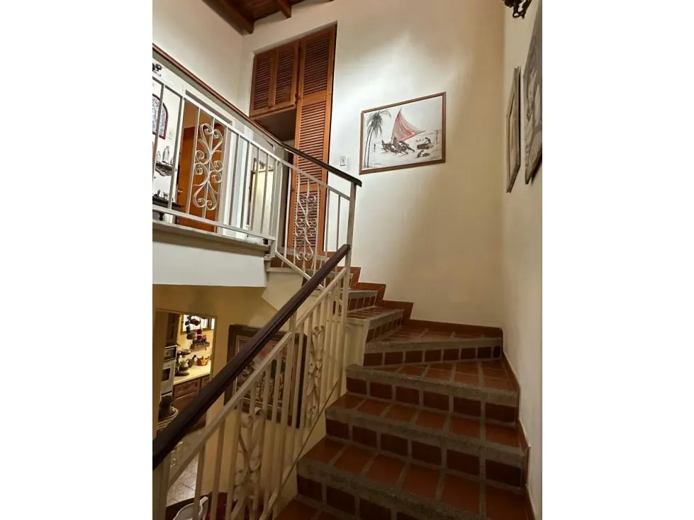 Casa en venta 250m², Colinas de Bello Monte - 8