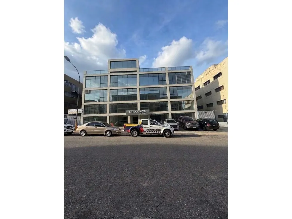 Se vende Edificio 3200m² La Urbina - 2