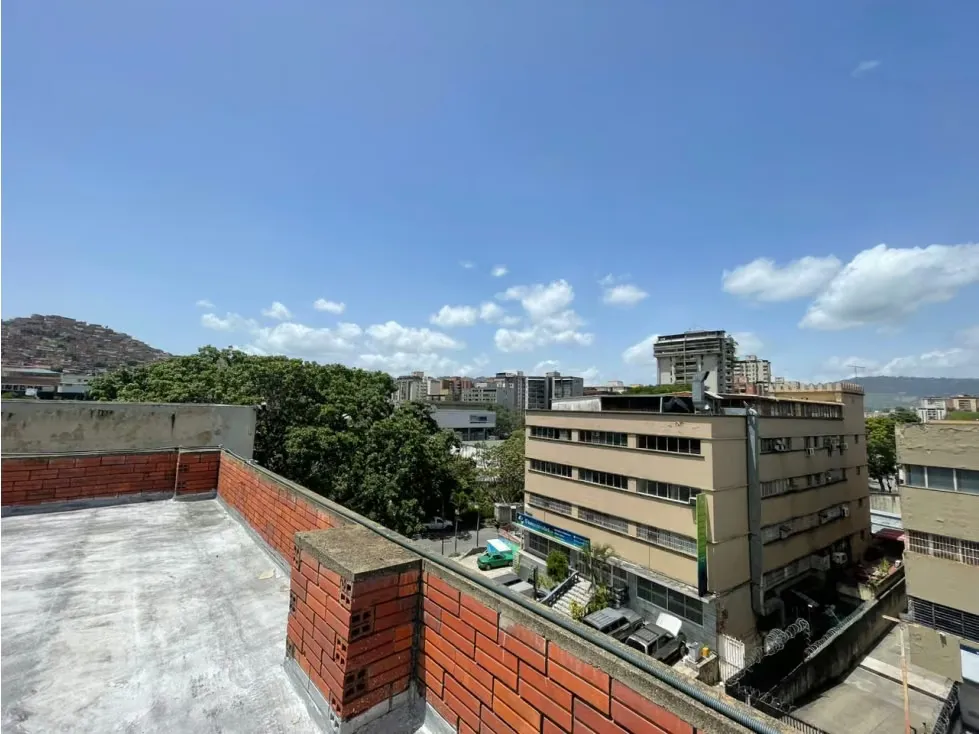Se vende Edificio 3200m² La Urbina - 4