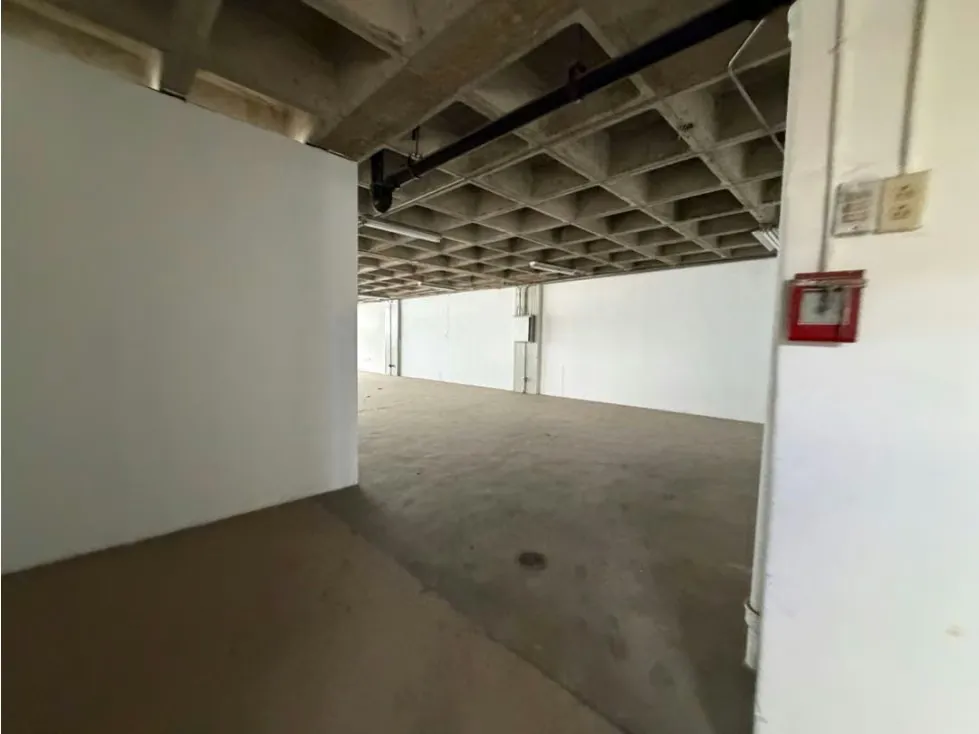 Se vende Edificio 3200m² La Urbina - 36