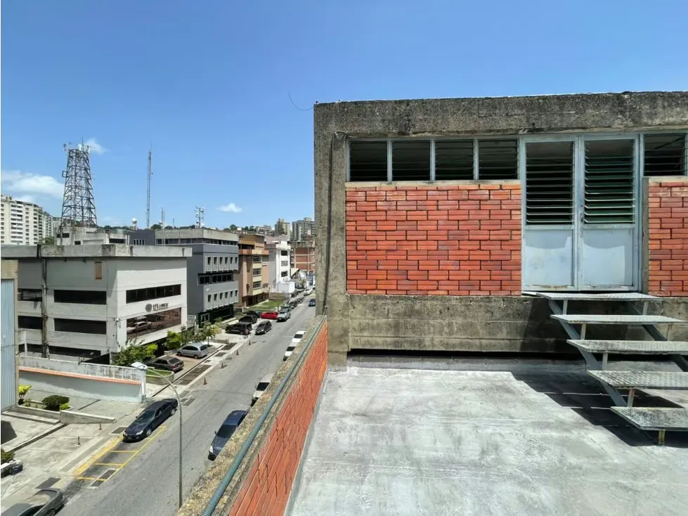 Se vende Edificio 3200m² La Urbina - 6