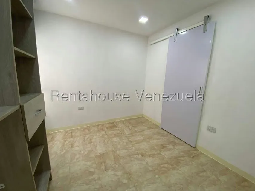 Casa (Duplex) en Venta en El Amanecer, Lara - 12