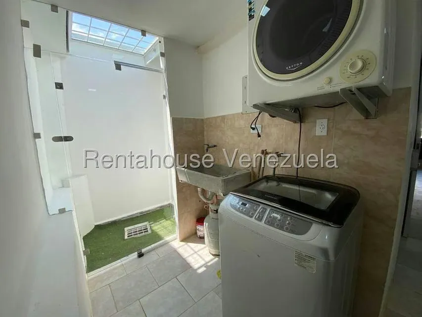 Casa (Duplex) en Venta en El Amanecer, Lara - 16
