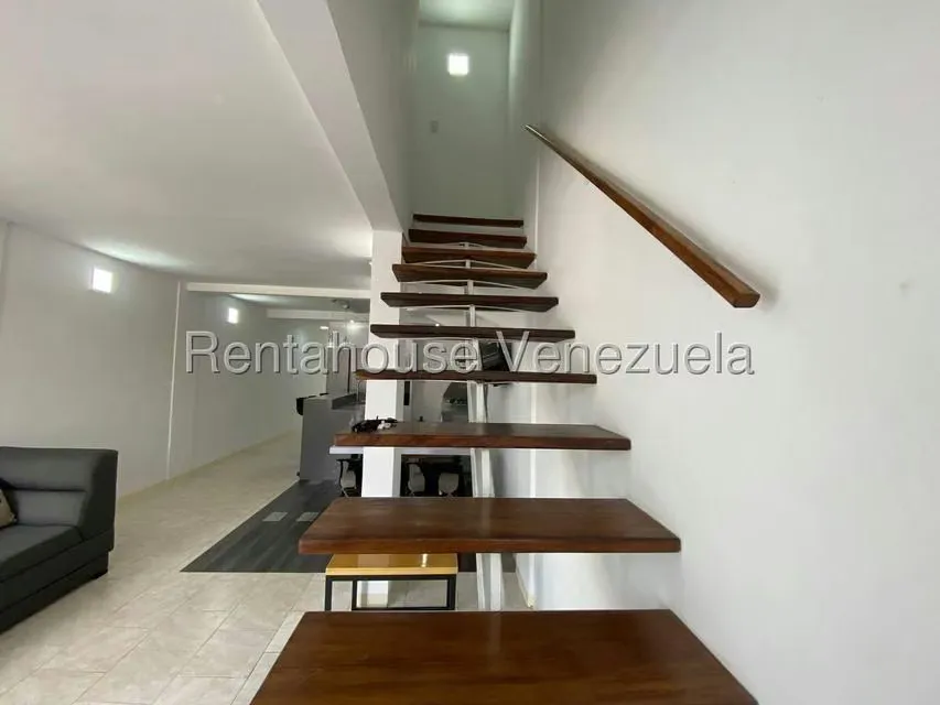 Casa (Duplex) en Venta en El Amanecer, Lara - 18
