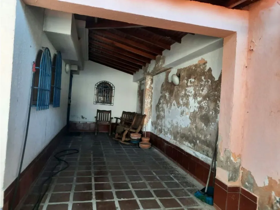 SE VENDE LOTE DE TERRENO EN MARGARITA - 11