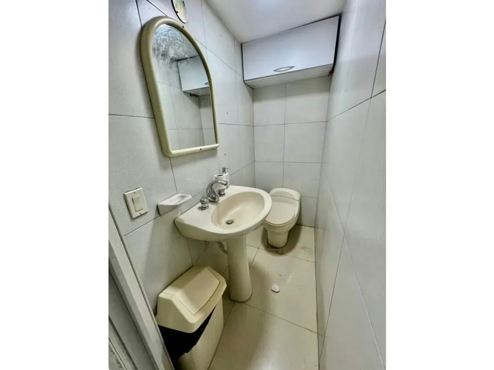 Se vende Local comercial 80m² Av Urdaneta - 17