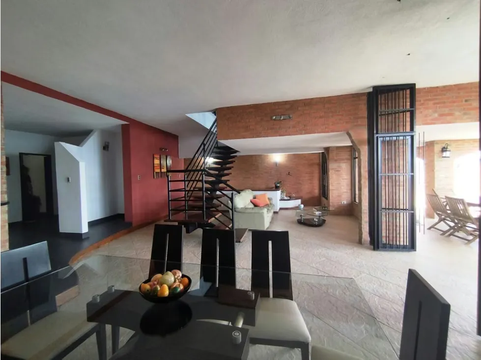 Casa En Venta - Caicaguana 480 Mts2 C. 370 Mts2 T. Caracas - 3