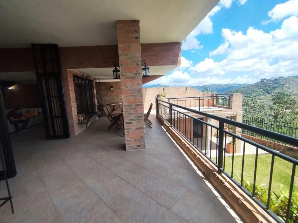 Casa En Venta - Caicaguana 480 Mts2 C. 370 Mts2 T. Caracas - 8