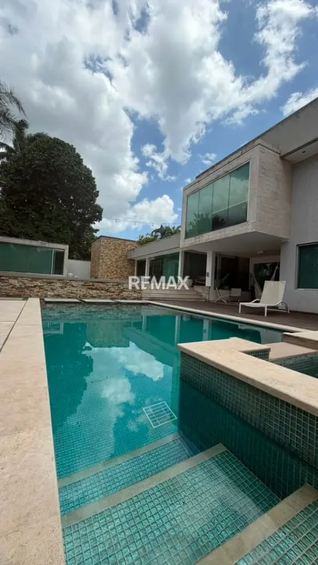EXCLUSIVA QUINTA PREMIUM EN VENTA | EN CONJUNTO CERRADO CON ACCESO CONTROLADO | URB. LA VIÑA, COCINA EQUIPADA | POZO Y PLANTA 100%. - 7