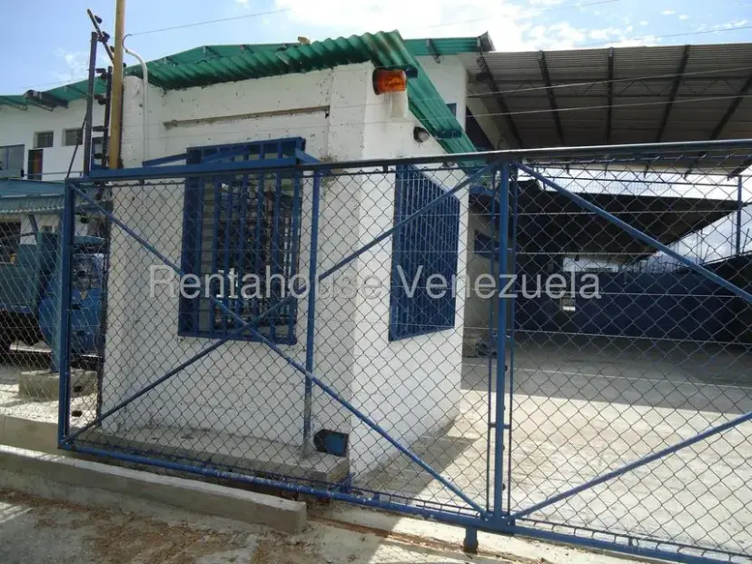 Comercial (Galpon - Deposito) en Venta en Santa Teresa del Tuy, Miranda