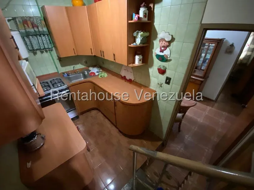 Casa (Multipes Niveles) en Alquiler en Catia, Distrito Metropolitano - 12
