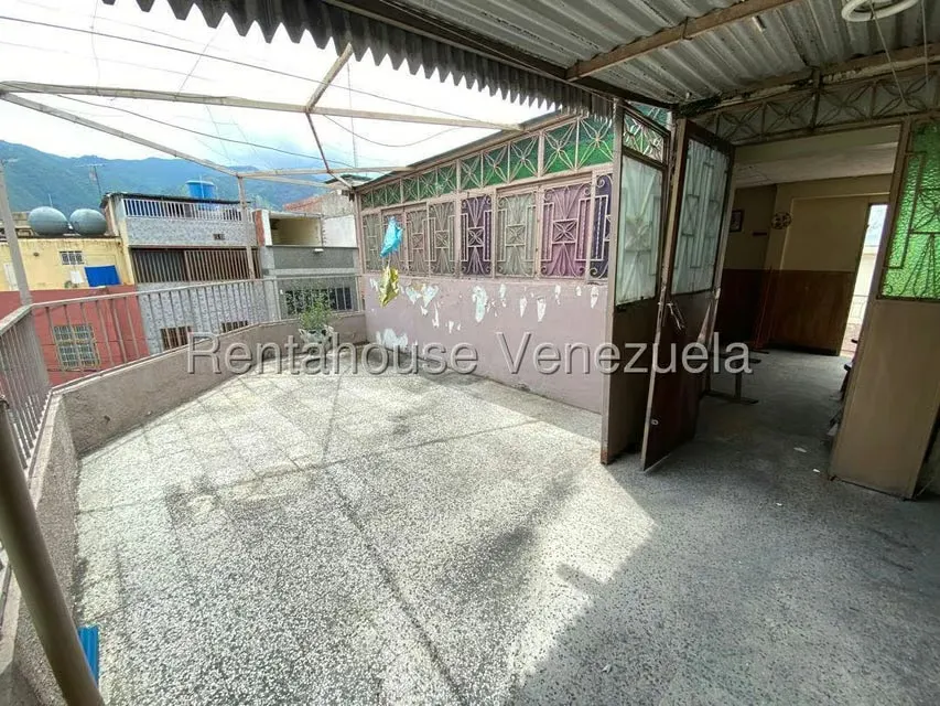 Casa (Multipes Niveles) en Alquiler en Catia, Distrito Metropolitano - 17