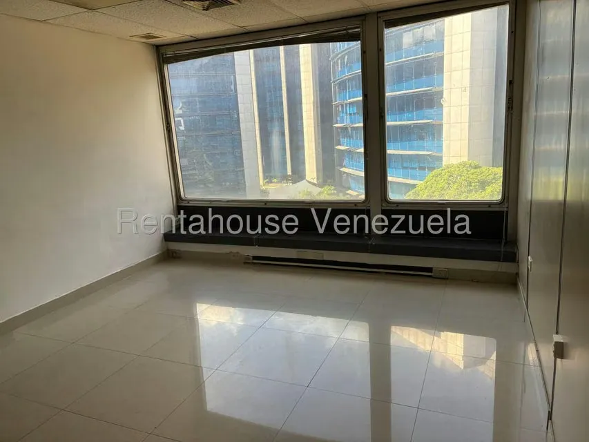 Oficina en Venta en Campo Alegre, Distrito Metropolitano - 9