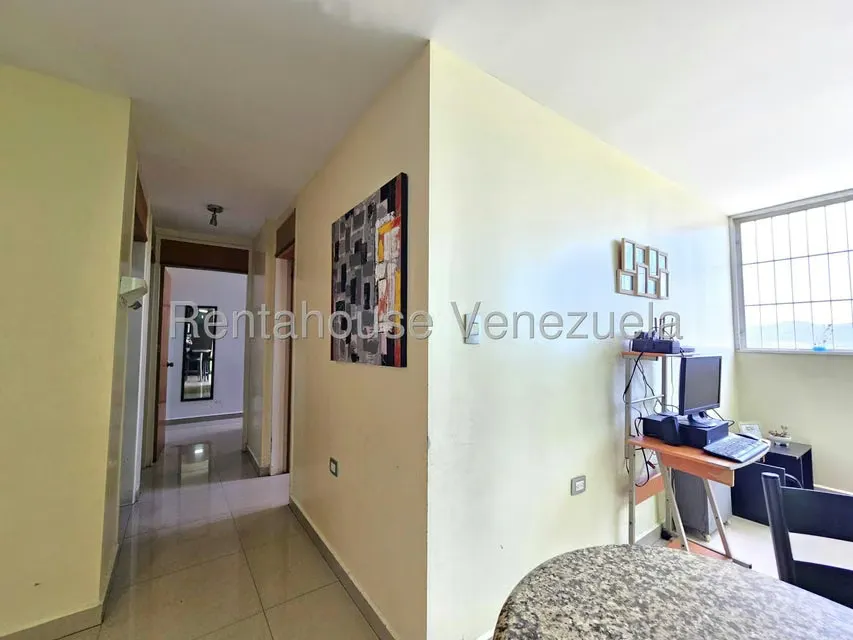 Apartamento (1 Nivel) en Venta en Zona Oeste, Lara - 12