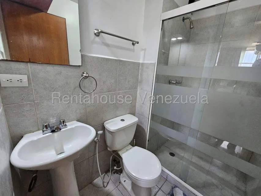 Apartamento (1 Nivel) en Venta en Zona Oeste, Lara - 16
