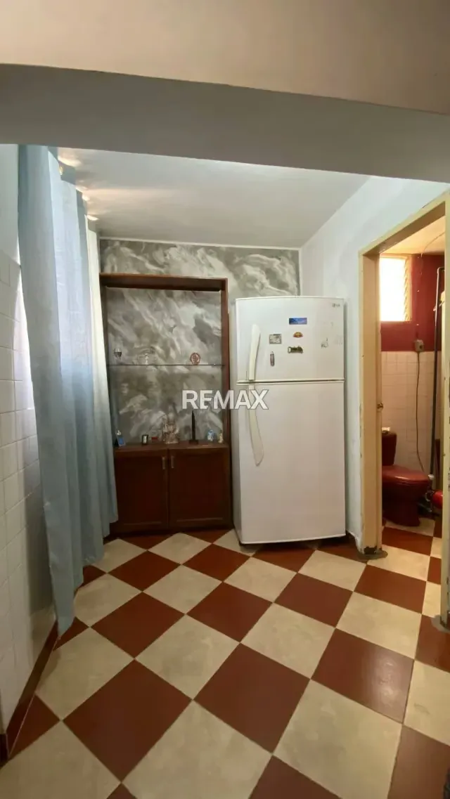 APARTAMENTO EN VENTA EDIF. LOS CAOBOS NORTE VALLE FRIO - 9