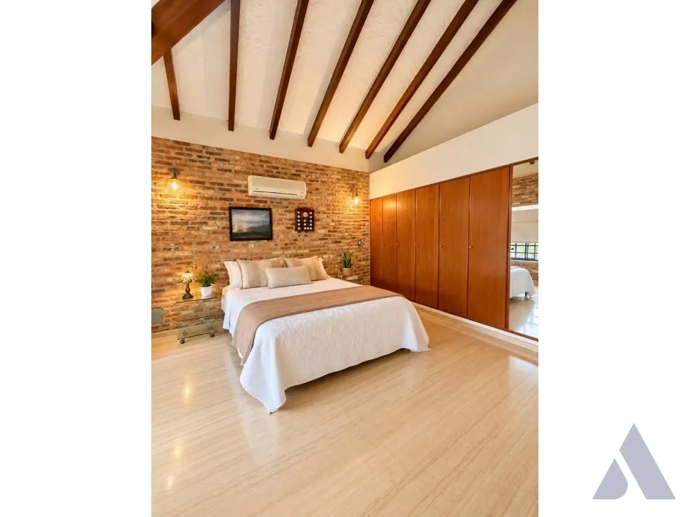 Vendo casa 883m2 La Lagunita 9314 - 9