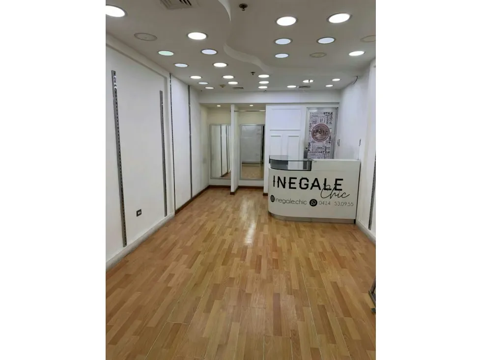 Local comercial en venta en Galerías Ávila 52C/26T