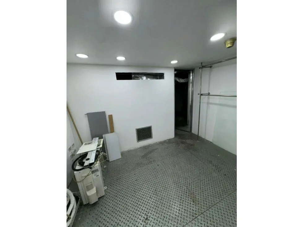 Local comercial en venta en Galerías Ávila 52C/26T - 6