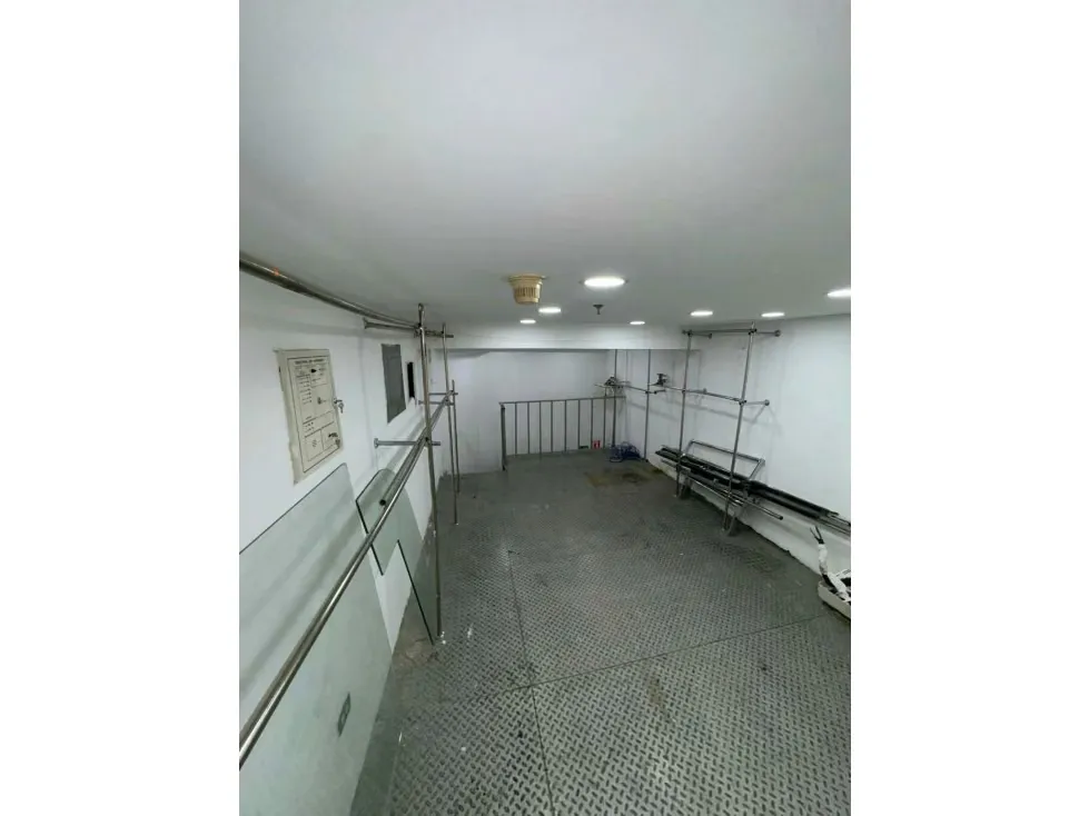 Local comercial en venta en Galerías Ávila 52C/26T - 7