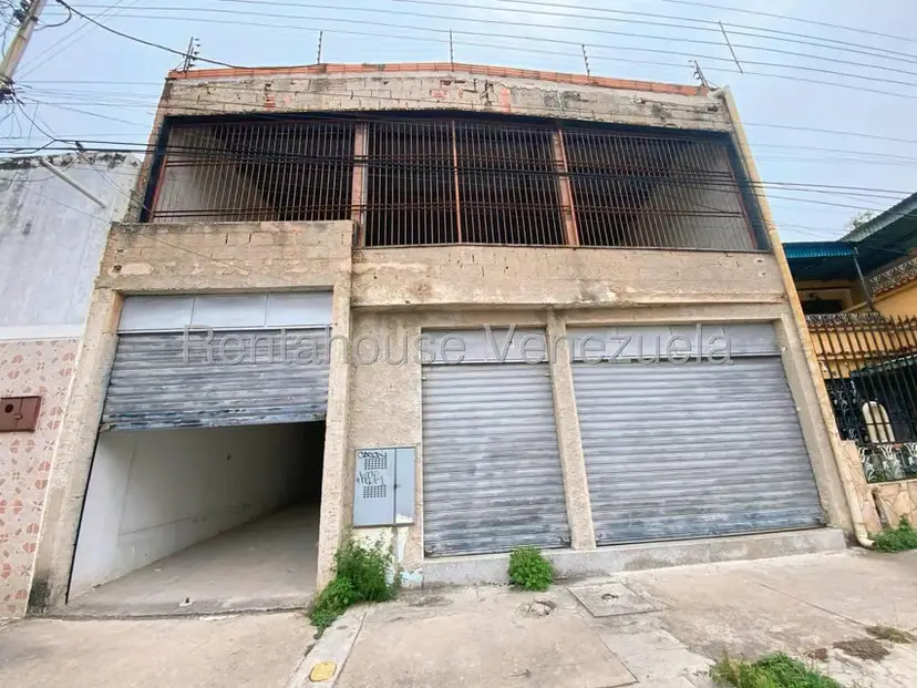 Comercial (Local Comercial) en Venta en La Barraca, Aragua