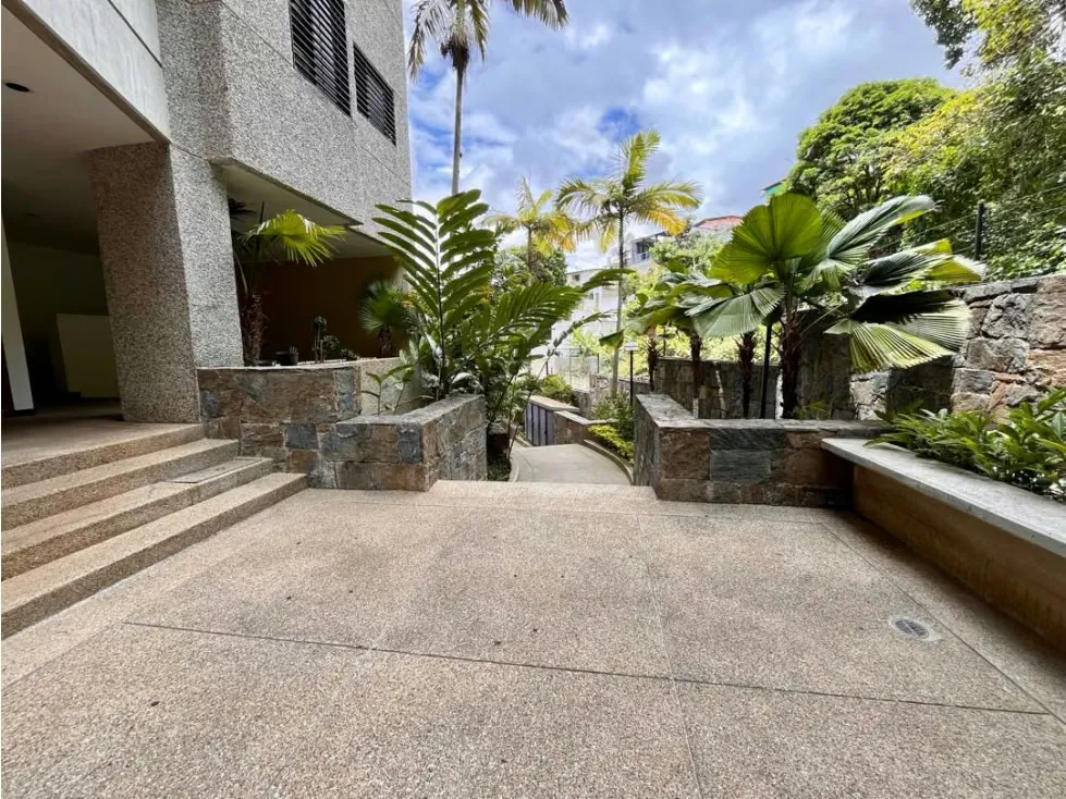 Venta de exclusivo apartamento en Los Naranjos 3 puestos - 2