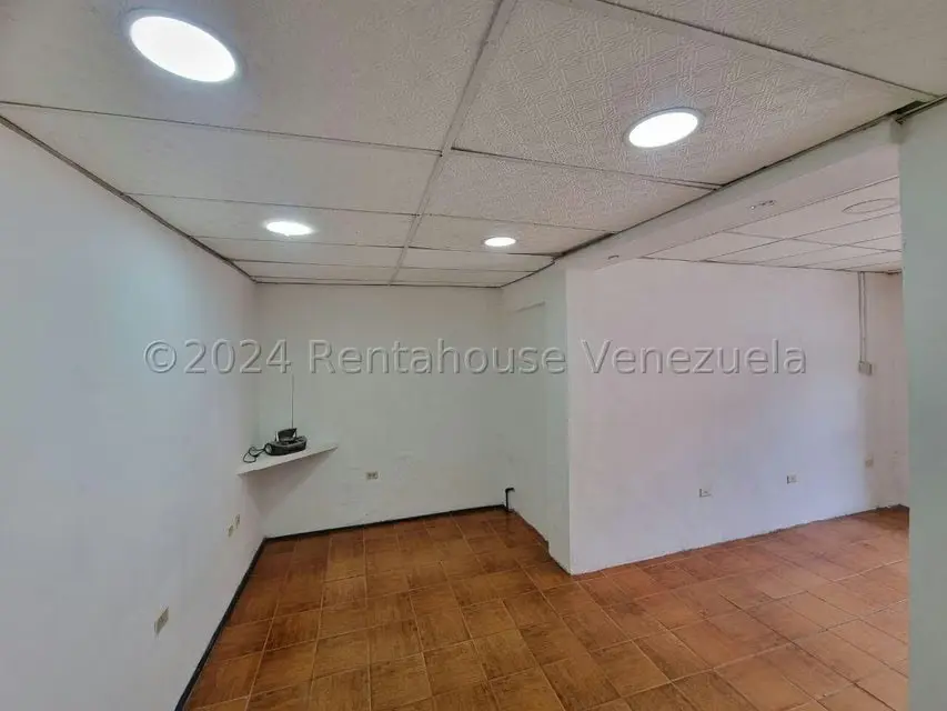 Local Comercial en Alquiler en Parroquia Catedral, Lara - 35