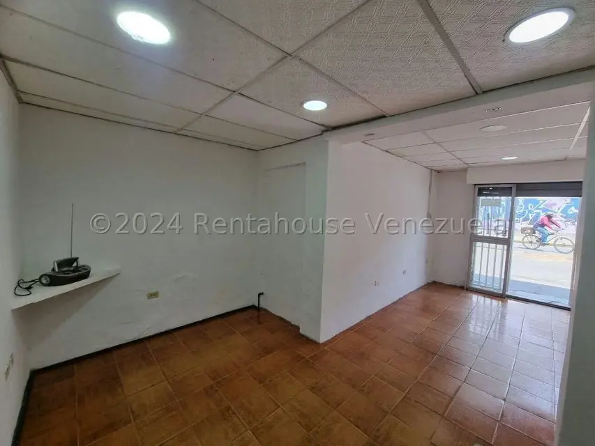 Local Comercial en Alquiler en Parroquia Catedral, Lara - 40