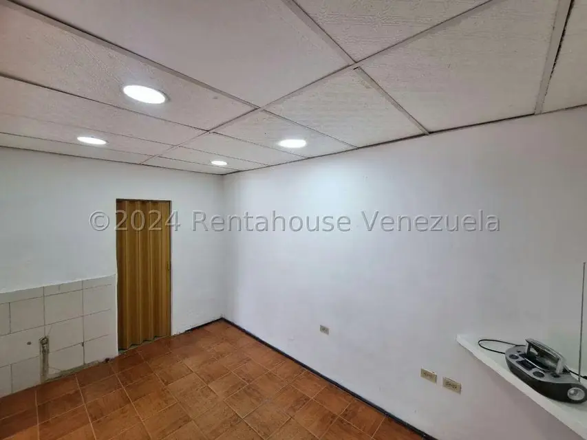 Local Comercial en Alquiler en Parroquia Catedral, Lara - 41