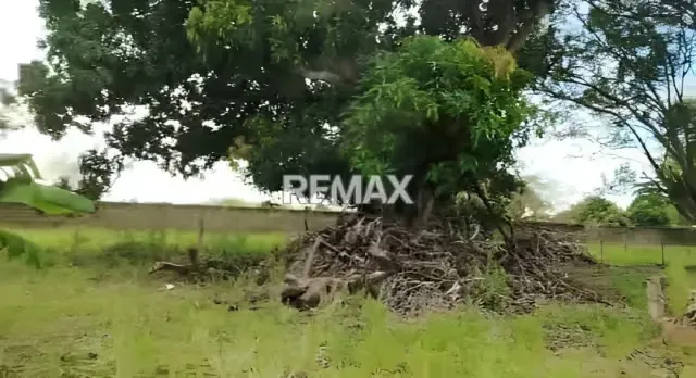 EN VENTA TERRENO EN ZONA INDUSTRIAL, FRENTE A LAGUNA PARAISO, MATURÍN-MONAGAS - 2