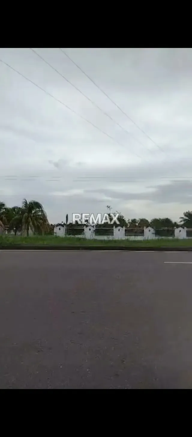 EN VENTA TERRENO EN ZONA INDUSTRIAL, FRENTE A LAGUNA PARAISO, MATURÍN-MONAGAS - 3