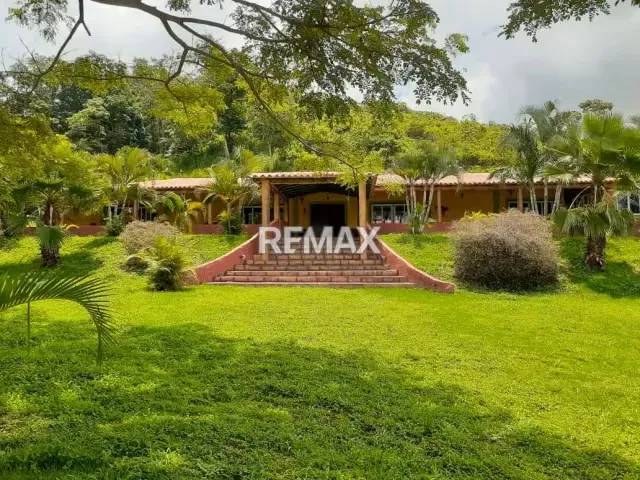 Hermoso Complejo Turístico en venta Bejuma - 16
