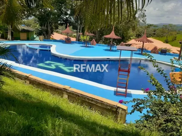Hermoso Complejo Turístico en venta Bejuma - 3