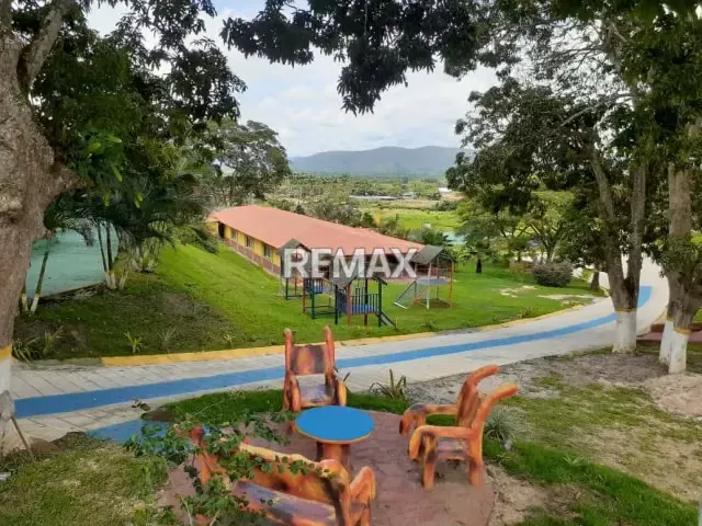 Hermoso Complejo Turístico en venta Bejuma - 5