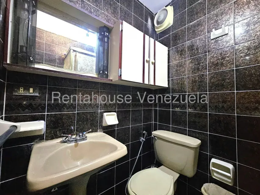 Apartamento (1 Nivel) en Venta en Zona Este, Lara - 24