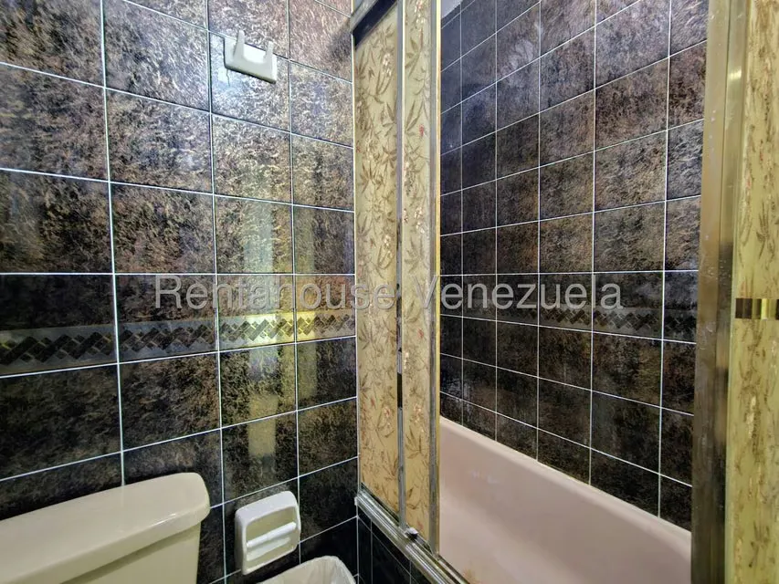 Apartamento (1 Nivel) en Venta en Zona Este, Lara - 25