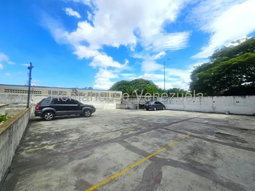 Apartamento (1 Nivel) en Venta en Zona Este, Lara - 33