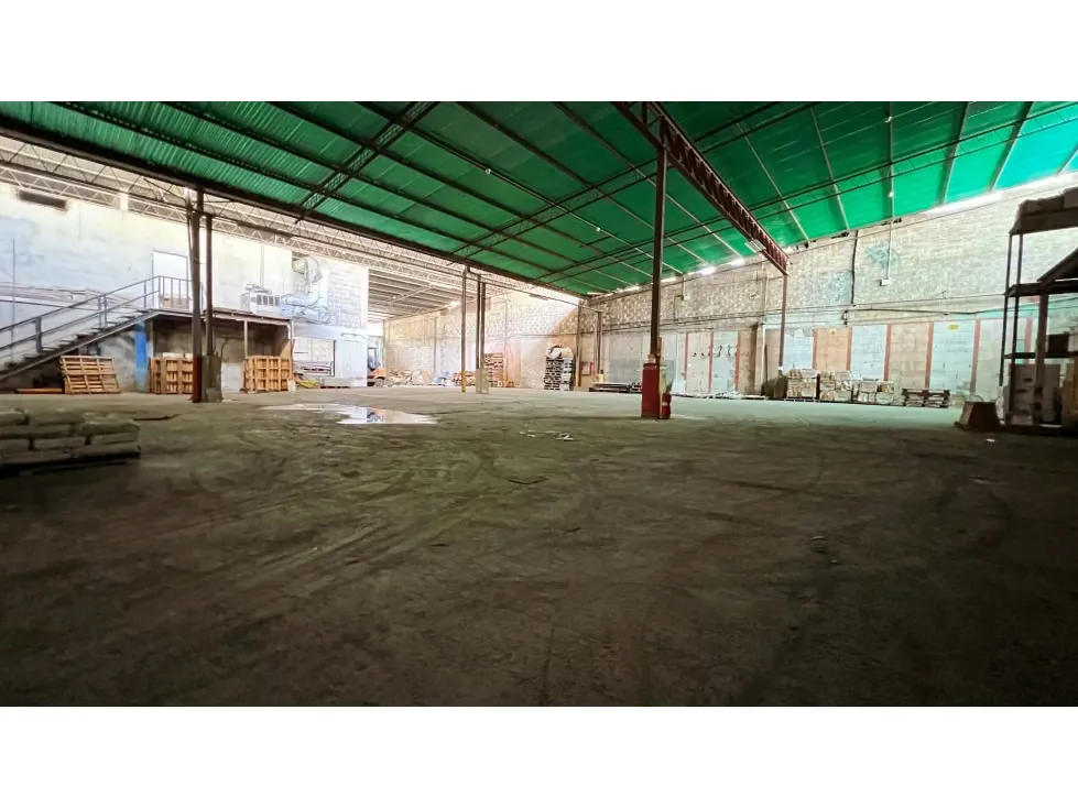 Se vende Galpon 2950m² 4b+10e La Bandera - 11