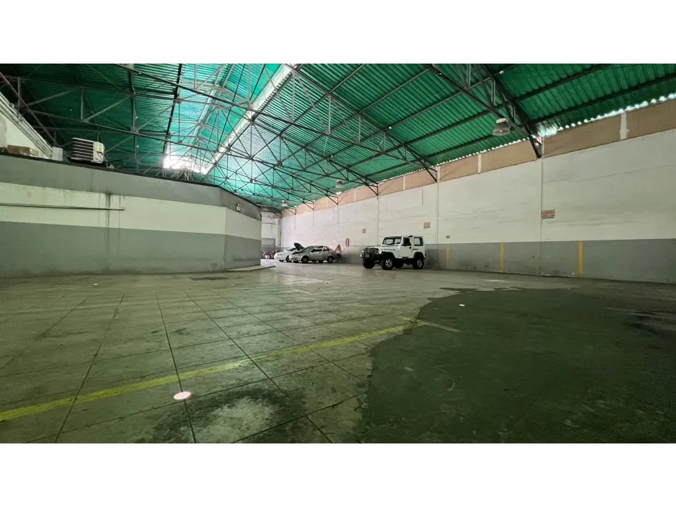 Se vende Galpon 2950m² 4b+10e La Bandera - 17