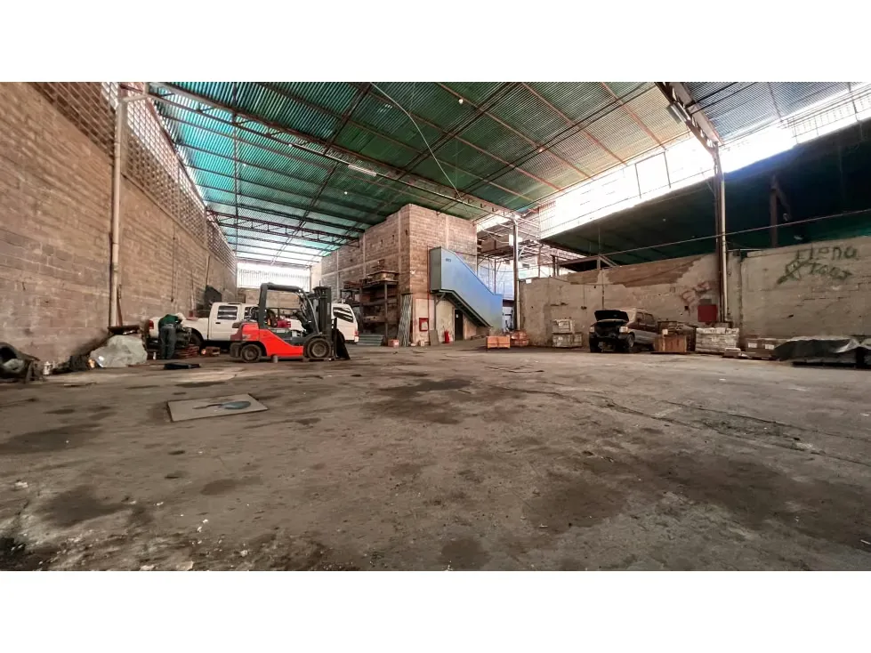 Se vende Galpon 2950m² 4b+10e La Bandera - 26