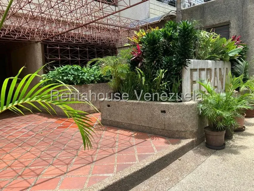 Apartamento (1 Nivel) en Venta en Palo Verde, Distrito Metropolitano - 2