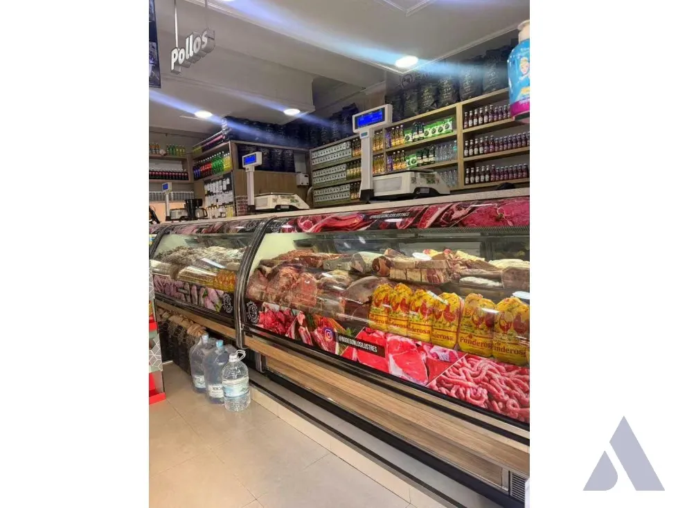 Vendo/alquilo fondo de comercio 120m2 Los Símbolos 4845 - 13