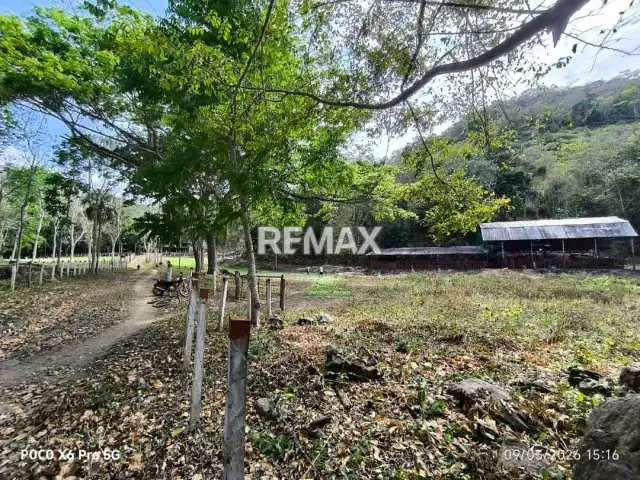 Hacienda finca Fertil y abundante Agua