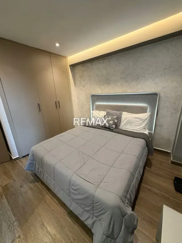 EN VENTA APARTAMENTO EN RES. ICEBERG - 16