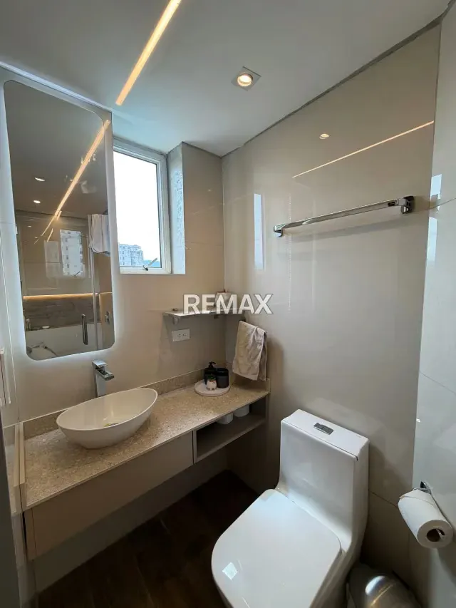 EN VENTA APARTAMENTO EN RES. ICEBERG - 17