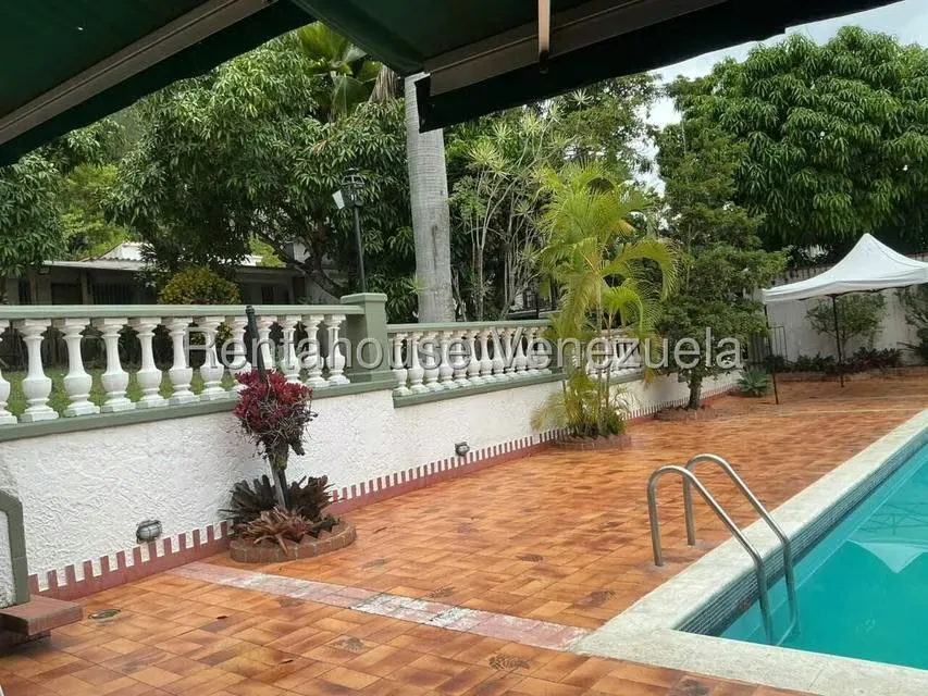 Casa (Colonial) en Venta en La Trinidad, Distrito Metropolitano - 21