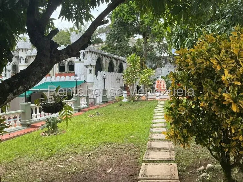 Casa (Colonial) en Venta en La Trinidad, Distrito Metropolitano - 31