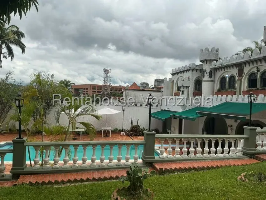 Casa (Colonial) en Venta en La Trinidad, Distrito Metropolitano - 39